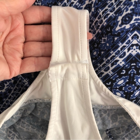 Lovers & Friends NWT Vision Cami Bodysuit Blue Scarf Print XS - Picture 9 of 10